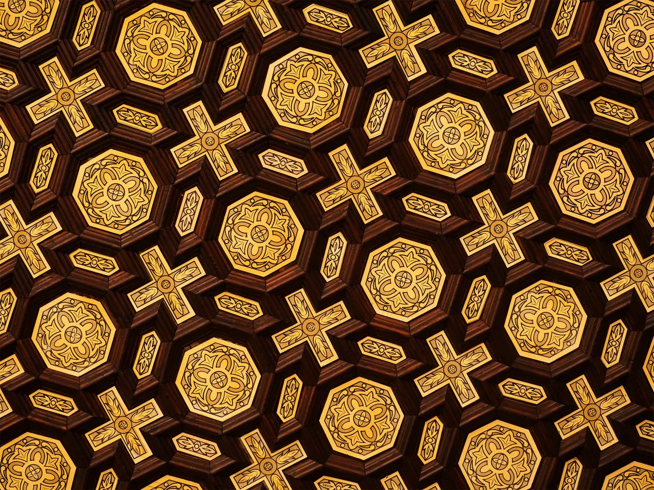 The intricate ceilings of the Royal Alcázar (1 of 4)