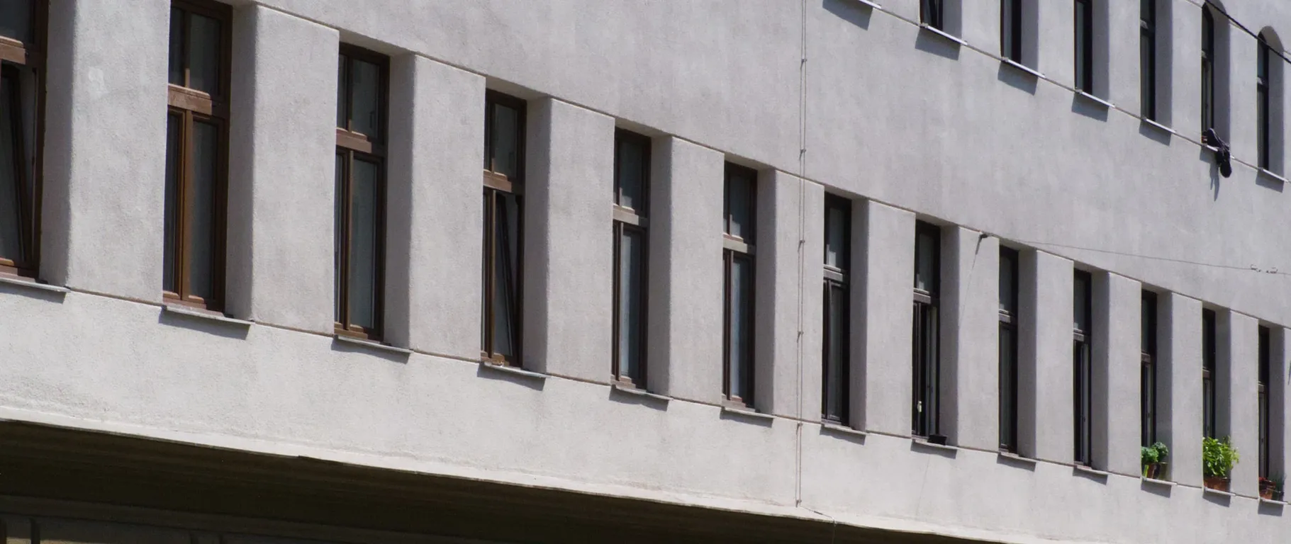 An exploration of public housing facades (9 of 10)