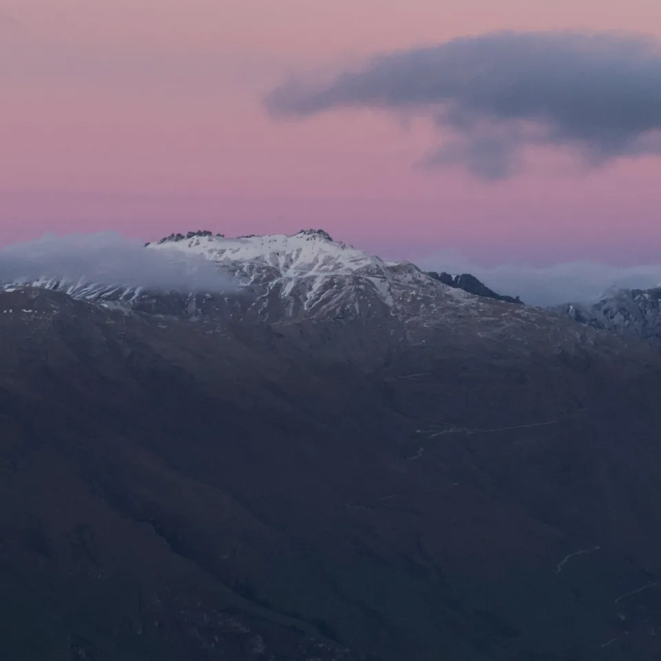 Sunrise from the summit of Roy's Peak (panel 4 of 10)