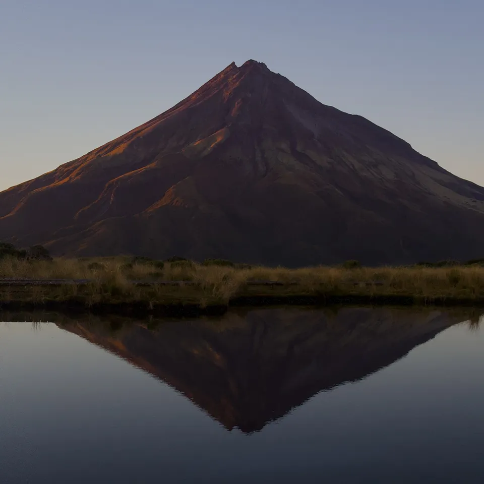 Dawn at the tarns on the Pouakai Circuit (panel 3 of 5)