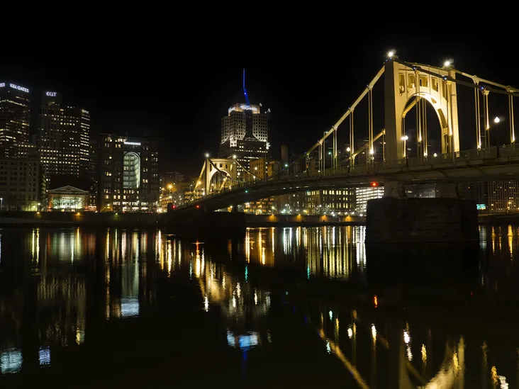 The Roberto Clemente Bridge photographed at night from the North Shore